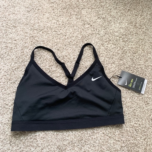 Nike Other - Nike women’s sports bra (with tags)
